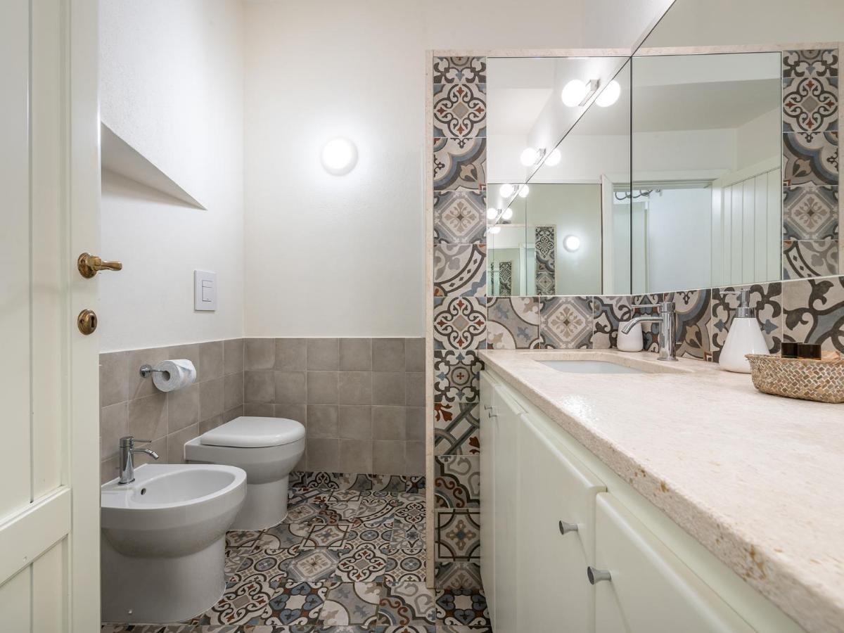 Caldo Appartamento nel cuore della città Cagliari Extérieur photo